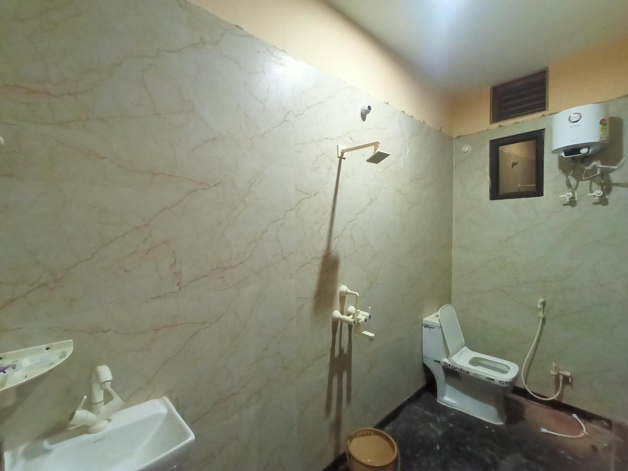 Shri Janki Vatika Hotel Vrindāvan Eksteriør billede